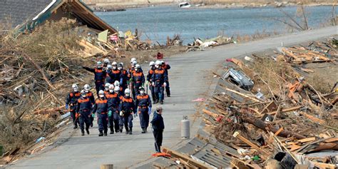 De Tsunami van Tohoku: Een ramp van epische proporties en een test van Japanse veerkracht